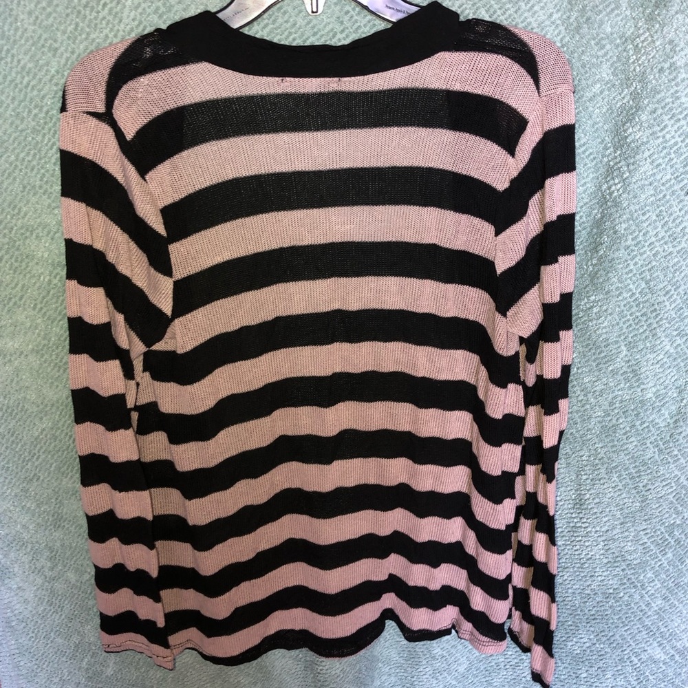 Striped Cardigain - Picture 3 of 3